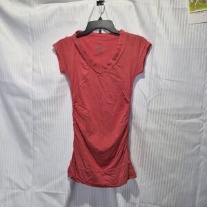 Rue21 Coral V-Neck Short Sleeve Tee